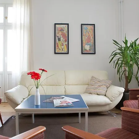 Hostel Jugendgaestehaus Des Cvjm Berlin-kaulsdorf Berlijn
